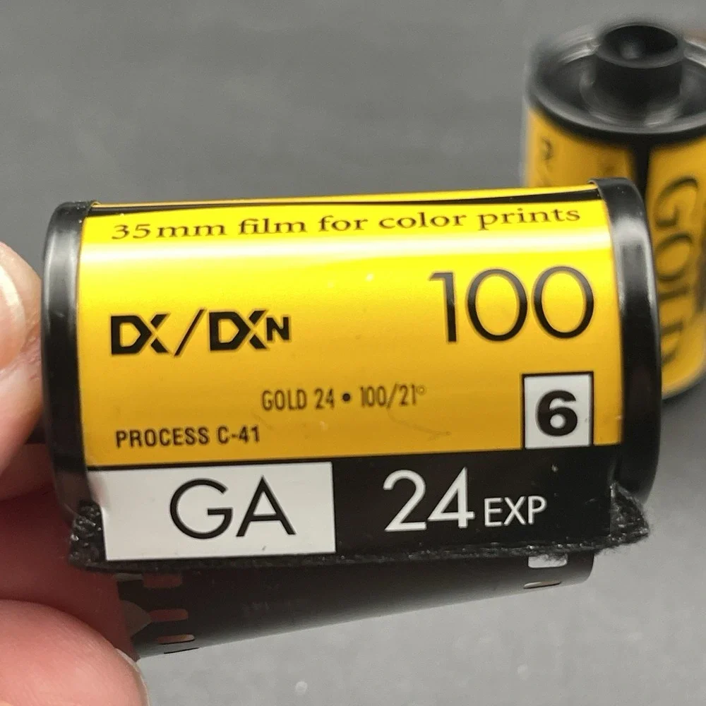 Lot of 2 Kodak Gold 100 35mm Color Print Film 24 Exposure DX C-41‎